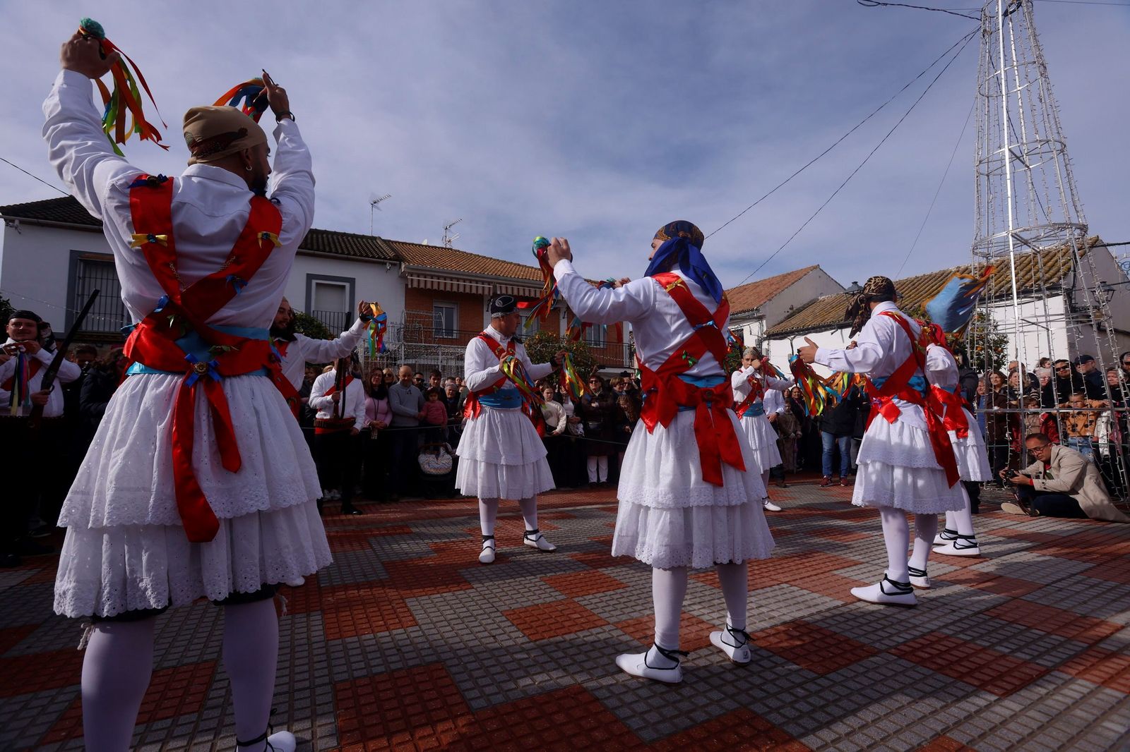 Las mejores imágenes de la Danza de los Locos y el Baile del Oso de Fuente Carreteros
