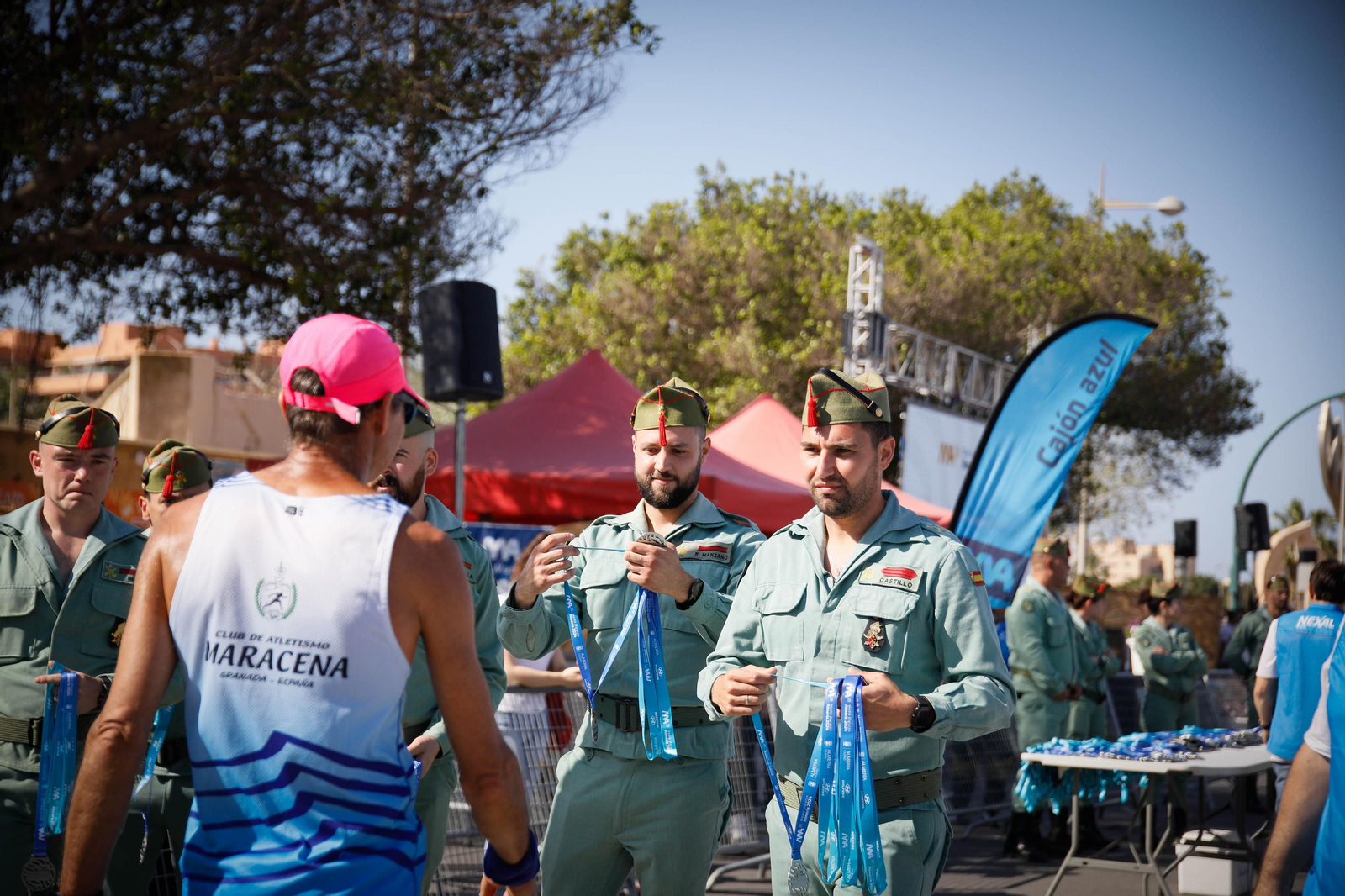 Imágenes de la llegada de la Media maratón Ciudad de Almería