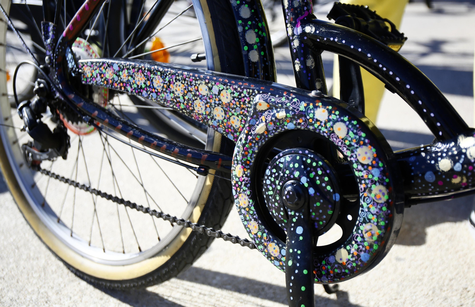 Fotos de la marcha de cientos de bicis en Málaga