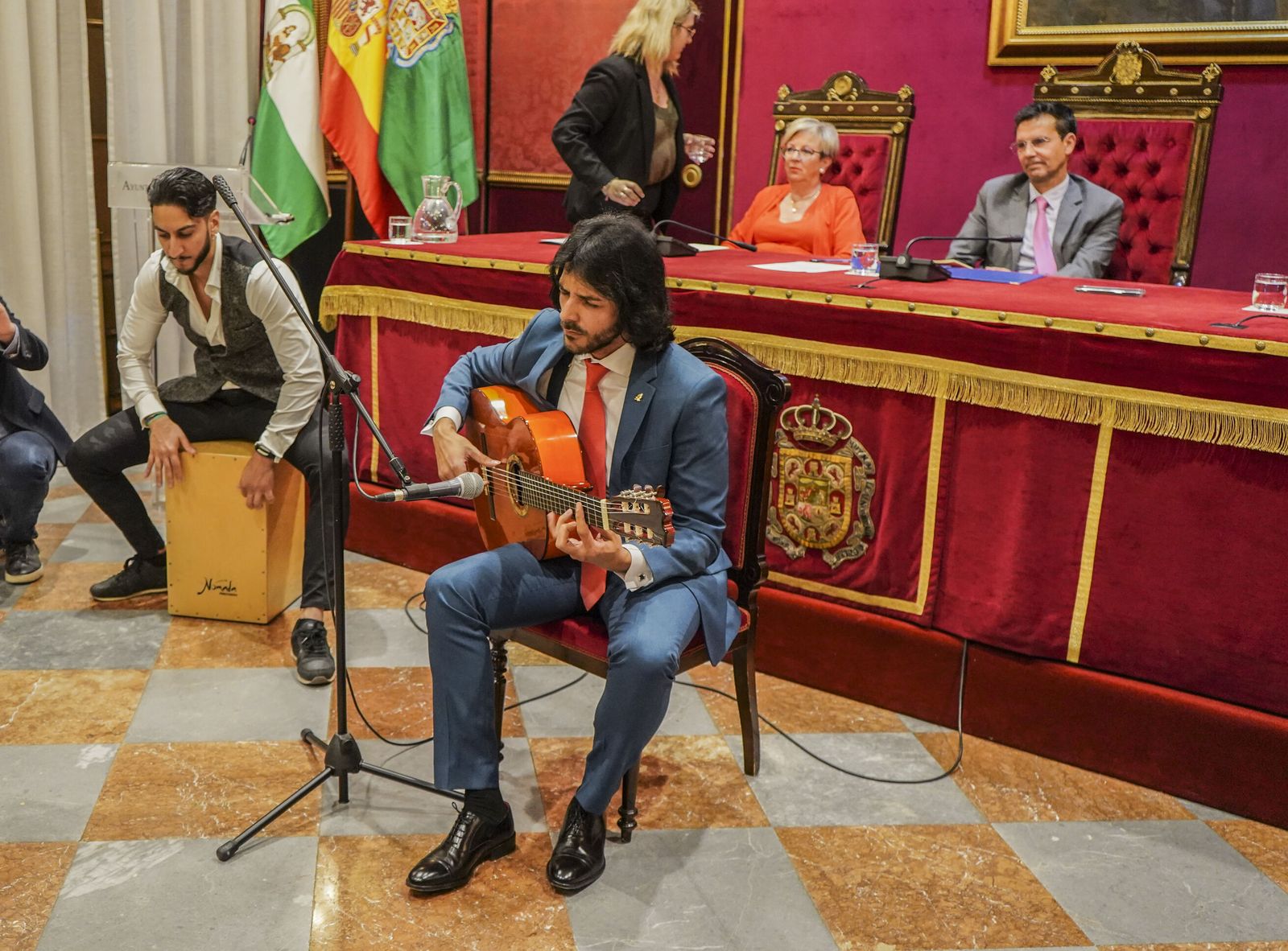 El Corpus se oficializa con el pregón de la mano de Juan Torres Fajardo 'Juan Habichuela'