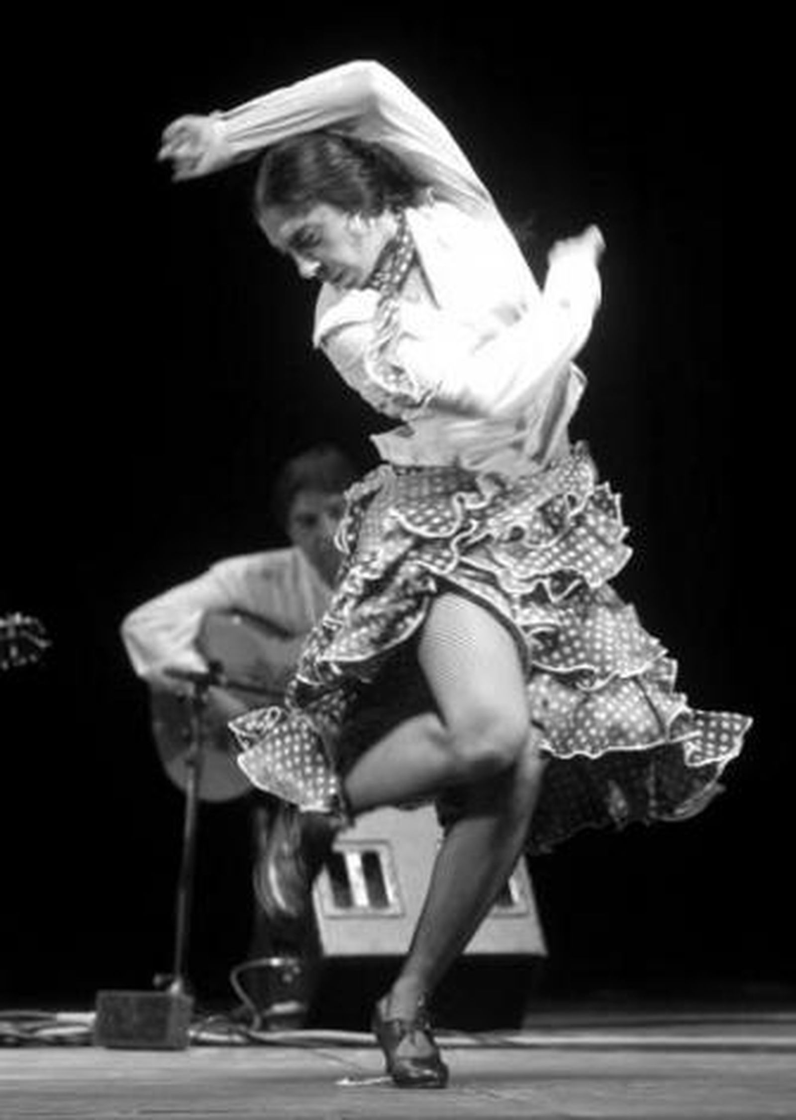 Al baile, Fuensanta 'La Moneta' en la Peña Flamenca de Huelva