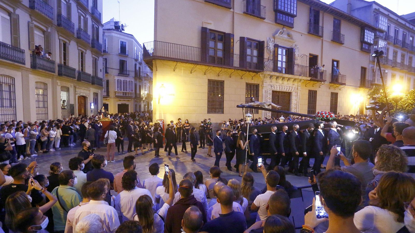 El Santísimo Cristo del Amor y la Dolorosa.