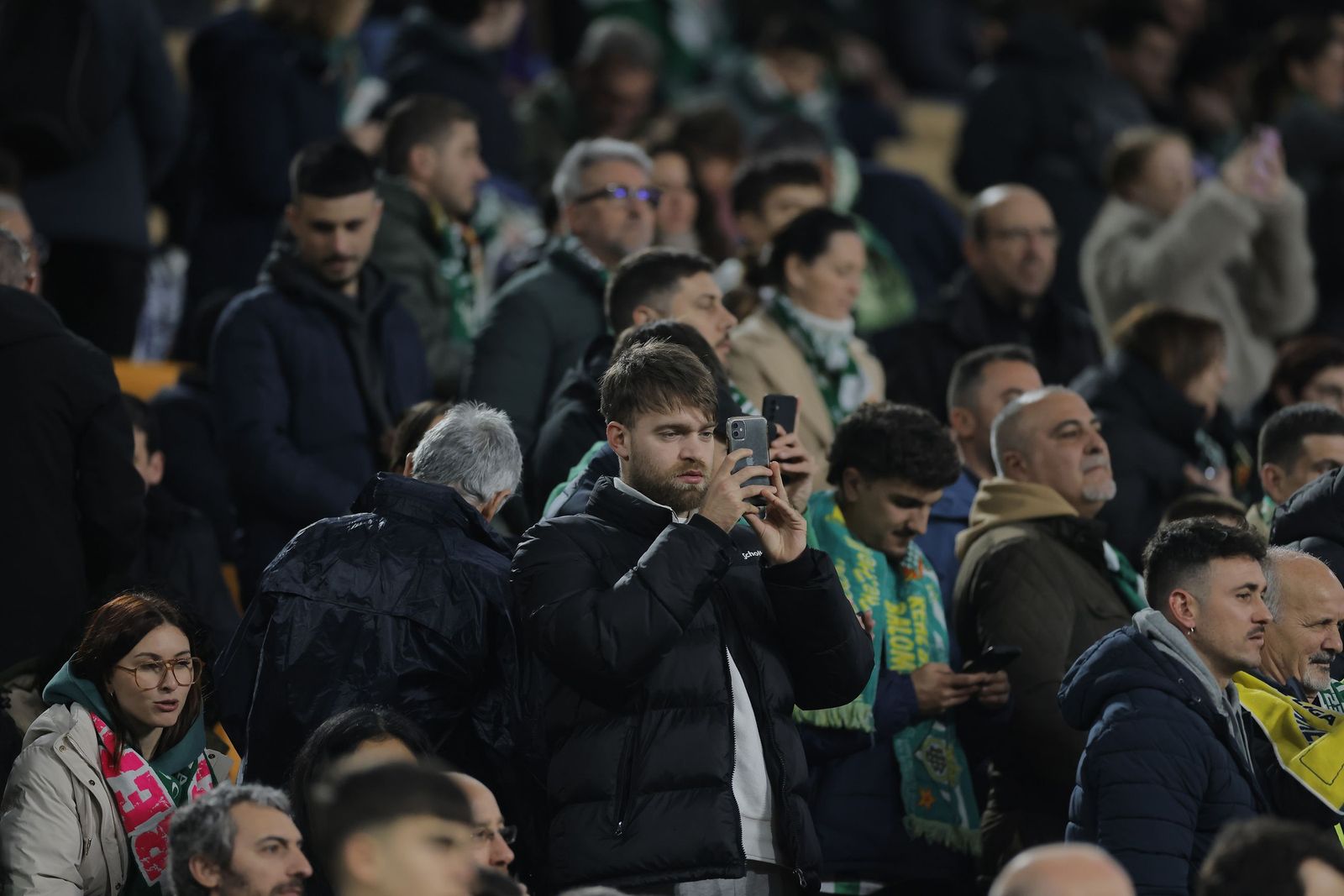 Búscate en las fotos del Betis - Villarreal
