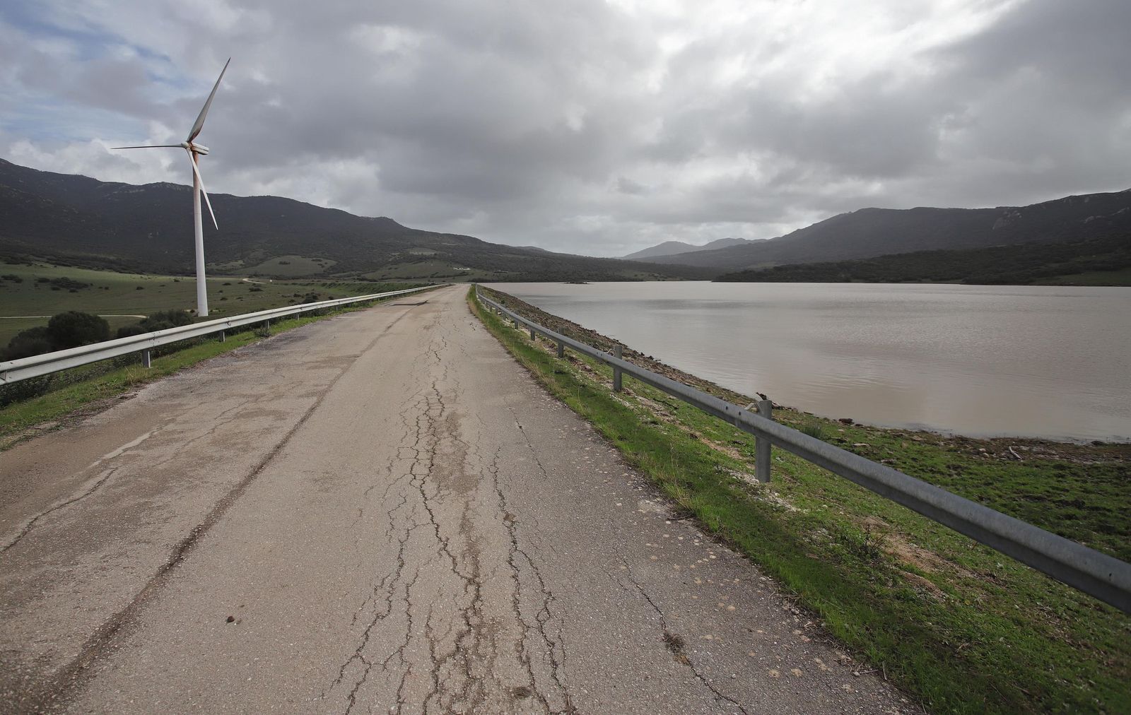 Fotos del embalse de Almodóvar en Tarifa