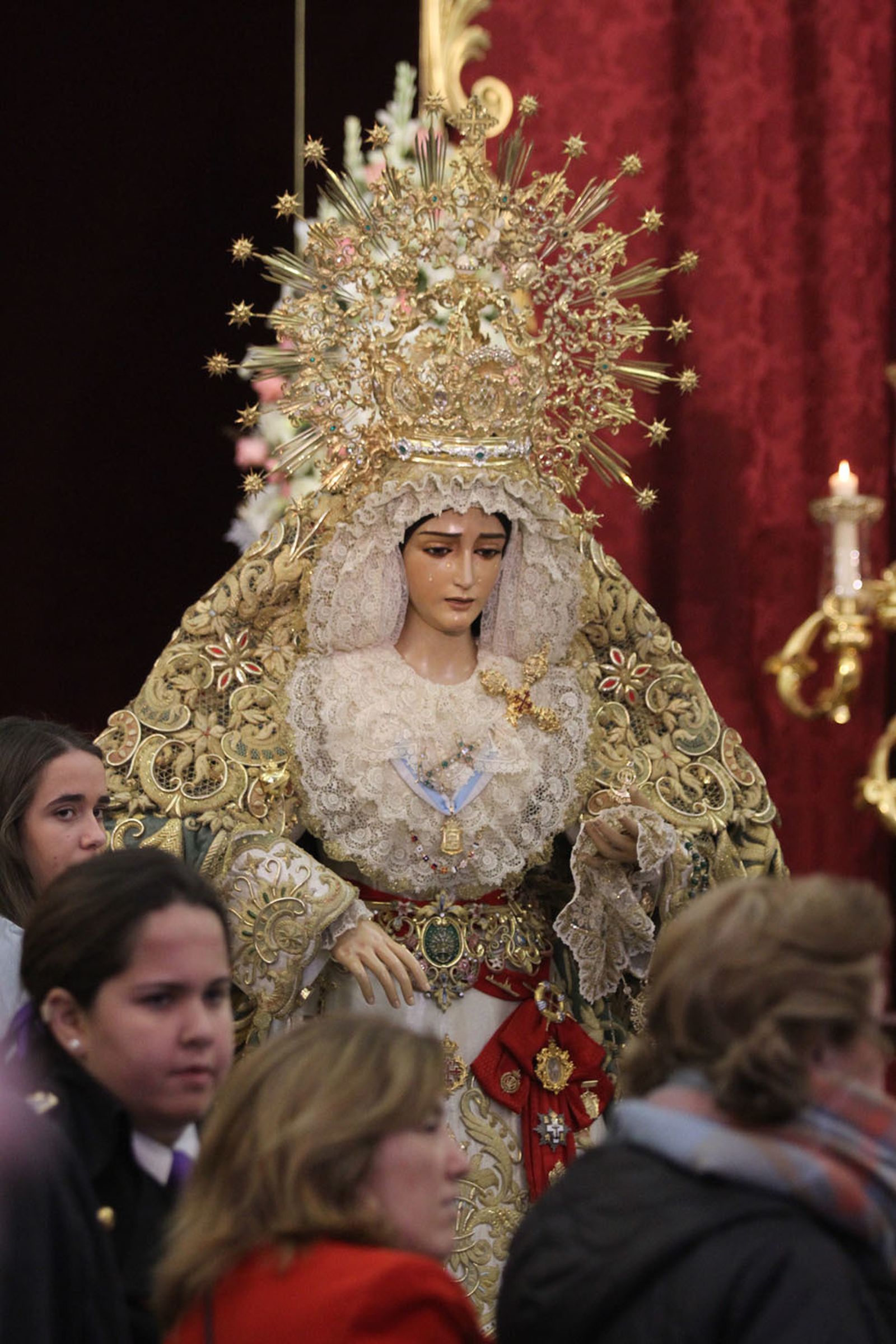 Besamanos de Nuestra Señora de la Esperanza