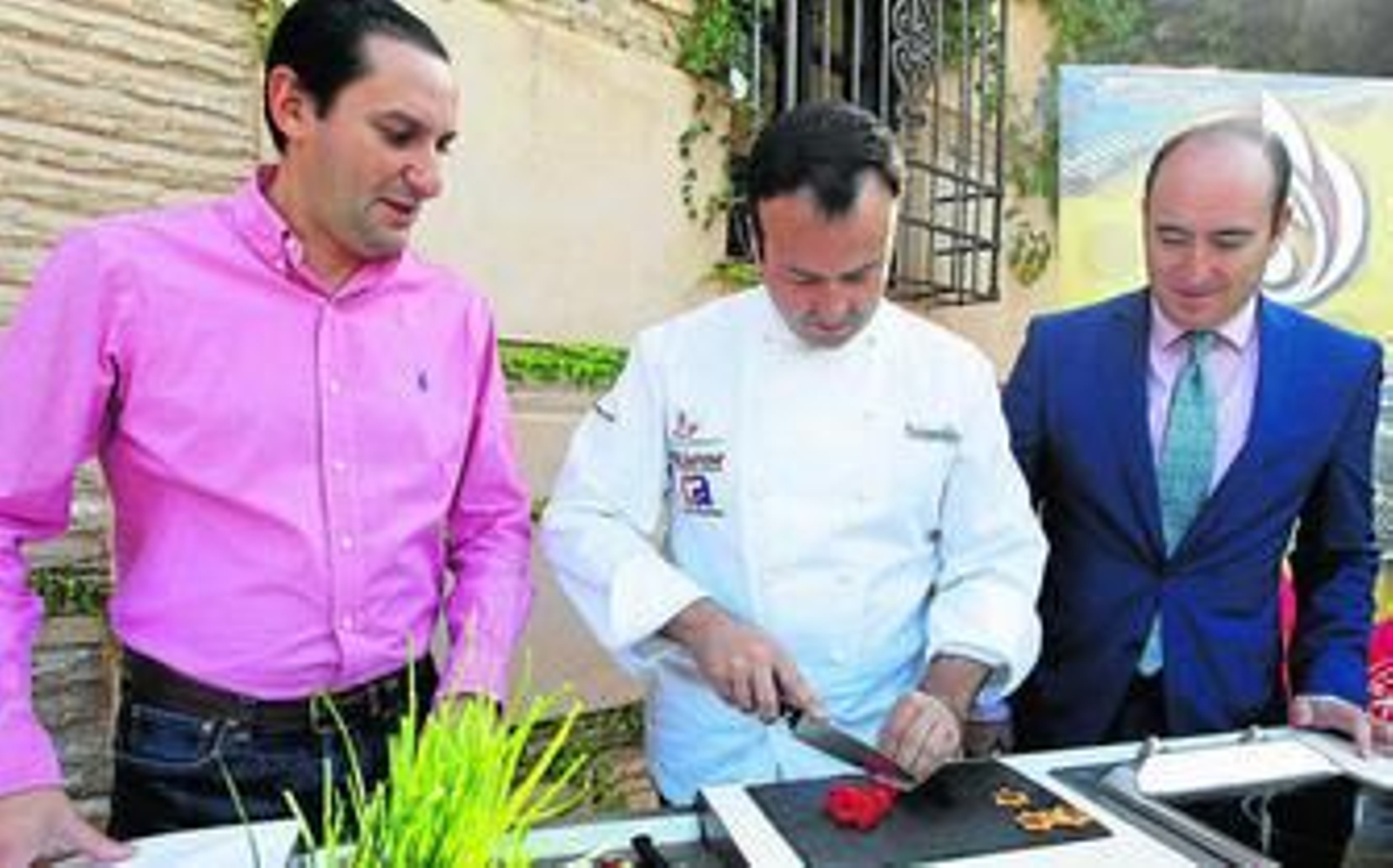 Jesús Bracero, José Leyva y Juan García Montero.