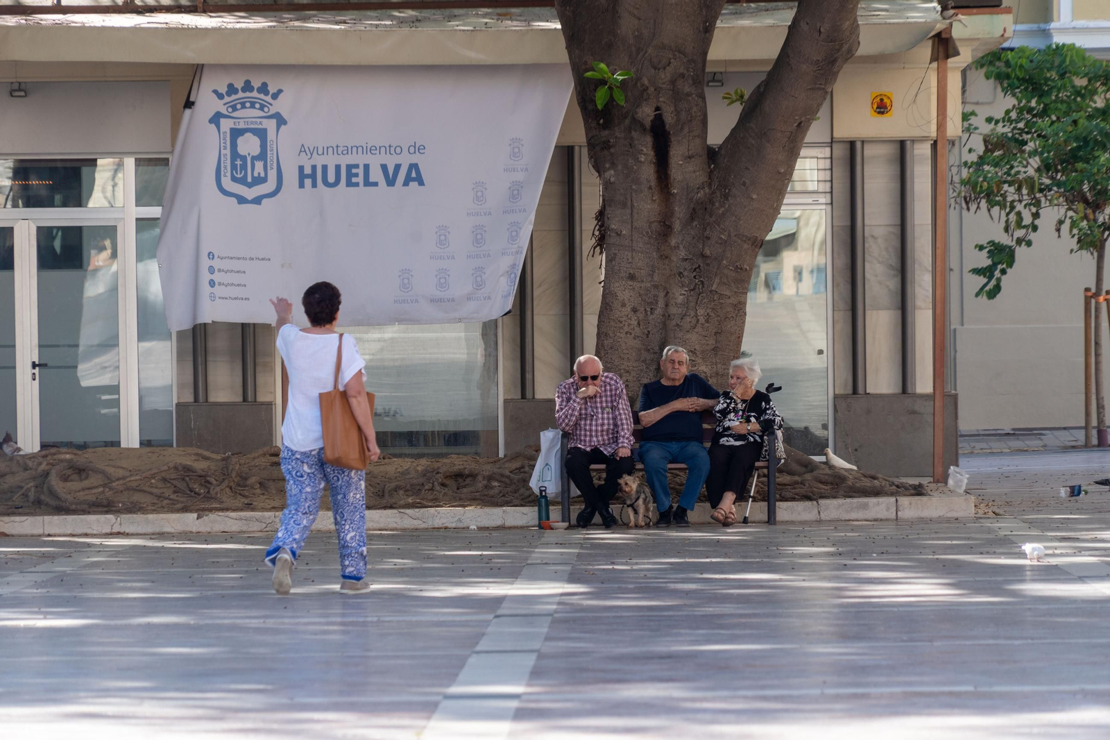 La Plaza de las Monjas, corazón histórico y punto de encuentro social de Huelva