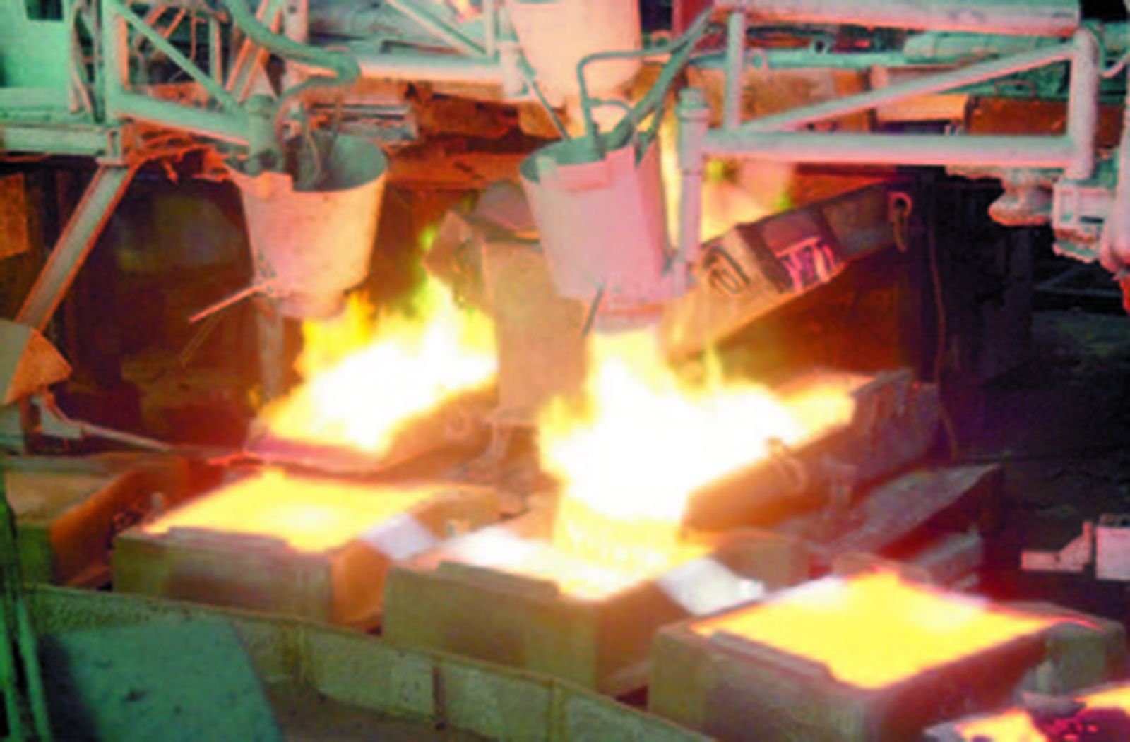 La fundición de Huelva, en la imagen, emplea a 545 personas de forma directa.