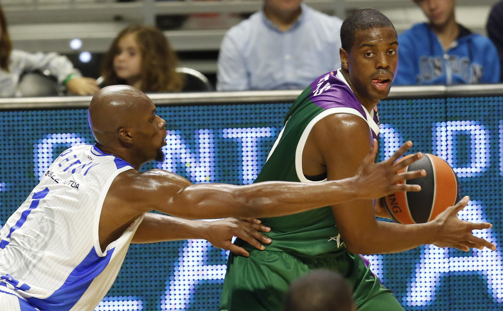 Will Thomas, en el Unicaja-Sassari de 2015.