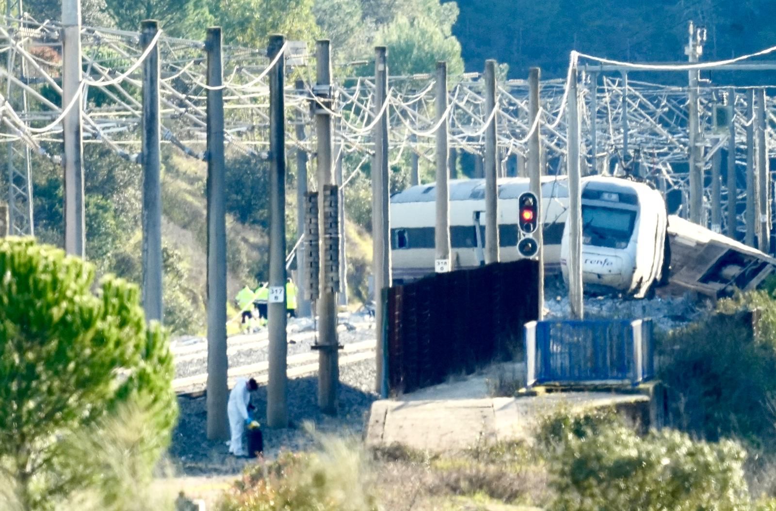 Las primeras imágenes de la zona cero de Adamuz
