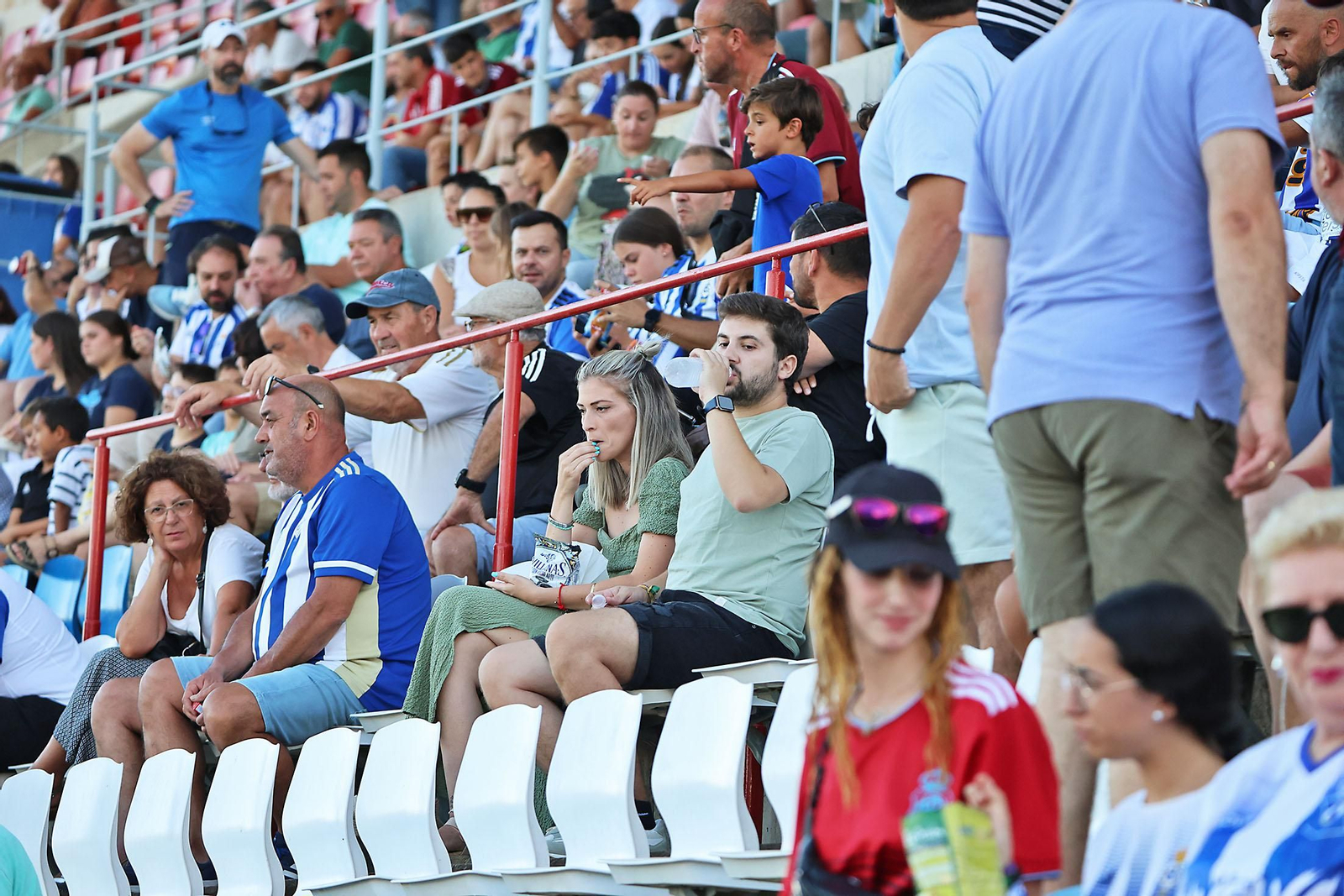 Imágenes del amistoso entre el Recreativo de Huelva y el Xerez  DFC