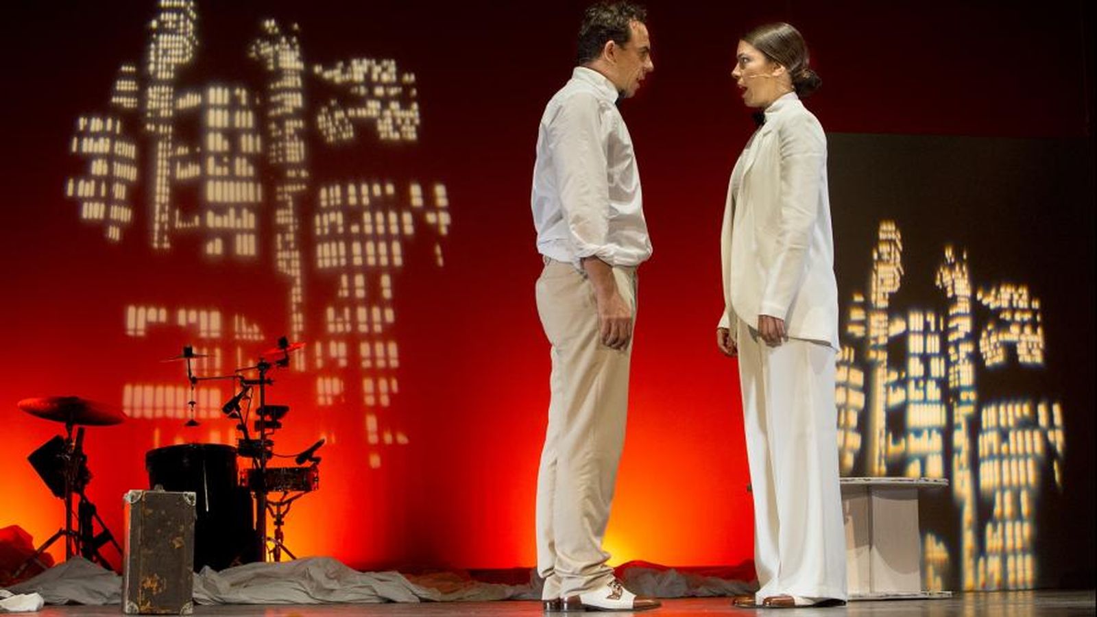 'Espejo. Capricho Escénico' de Javier Viana.