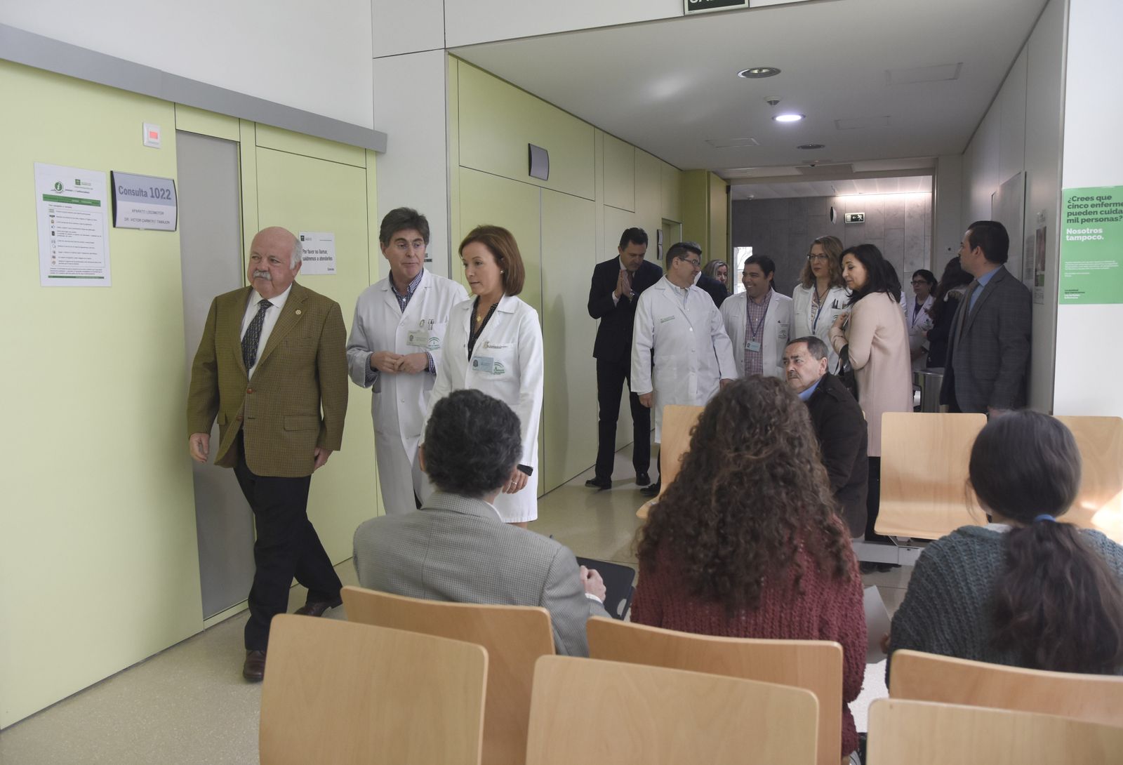 Jesús Aguirre, en una visita al Centro de Salud Carlos Castilla del Pino.