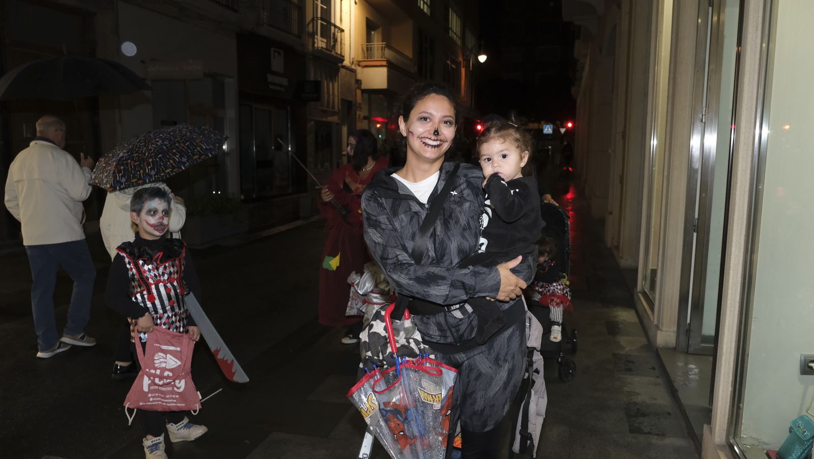 Imágenes de la Noche en Negro de Almería
