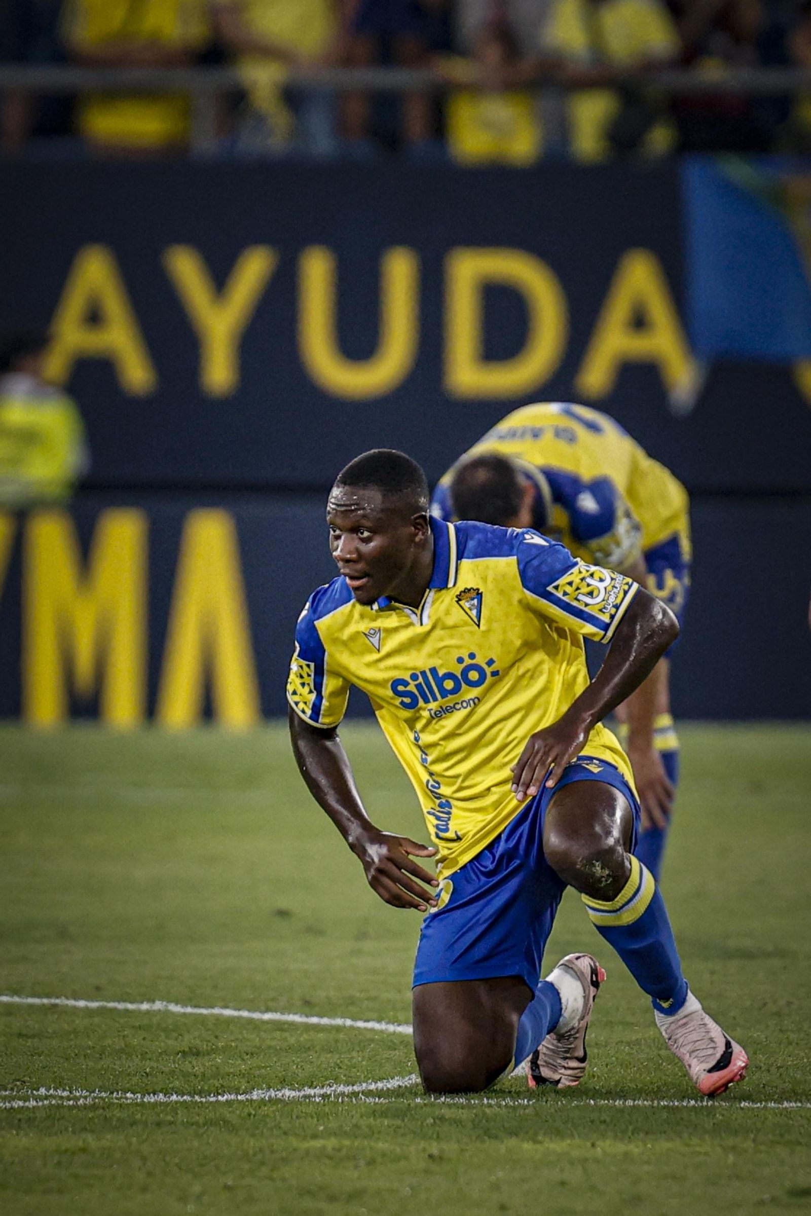 Búscate entre las fotos del partido de fútbol Cádiz CF - CD Tenerife de la Liga Hypermotion