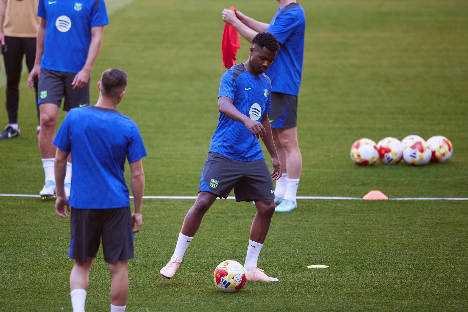 La fotos del día antes de la final de Copa Barcelona - Real Madrid