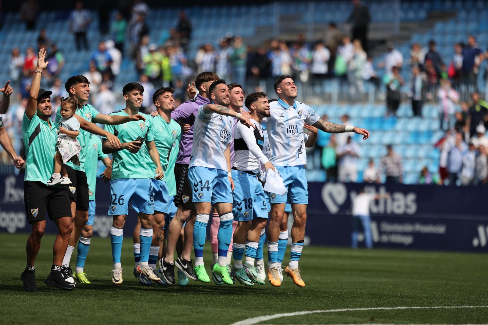 La fiesta final en La Rosaleda, en fotos