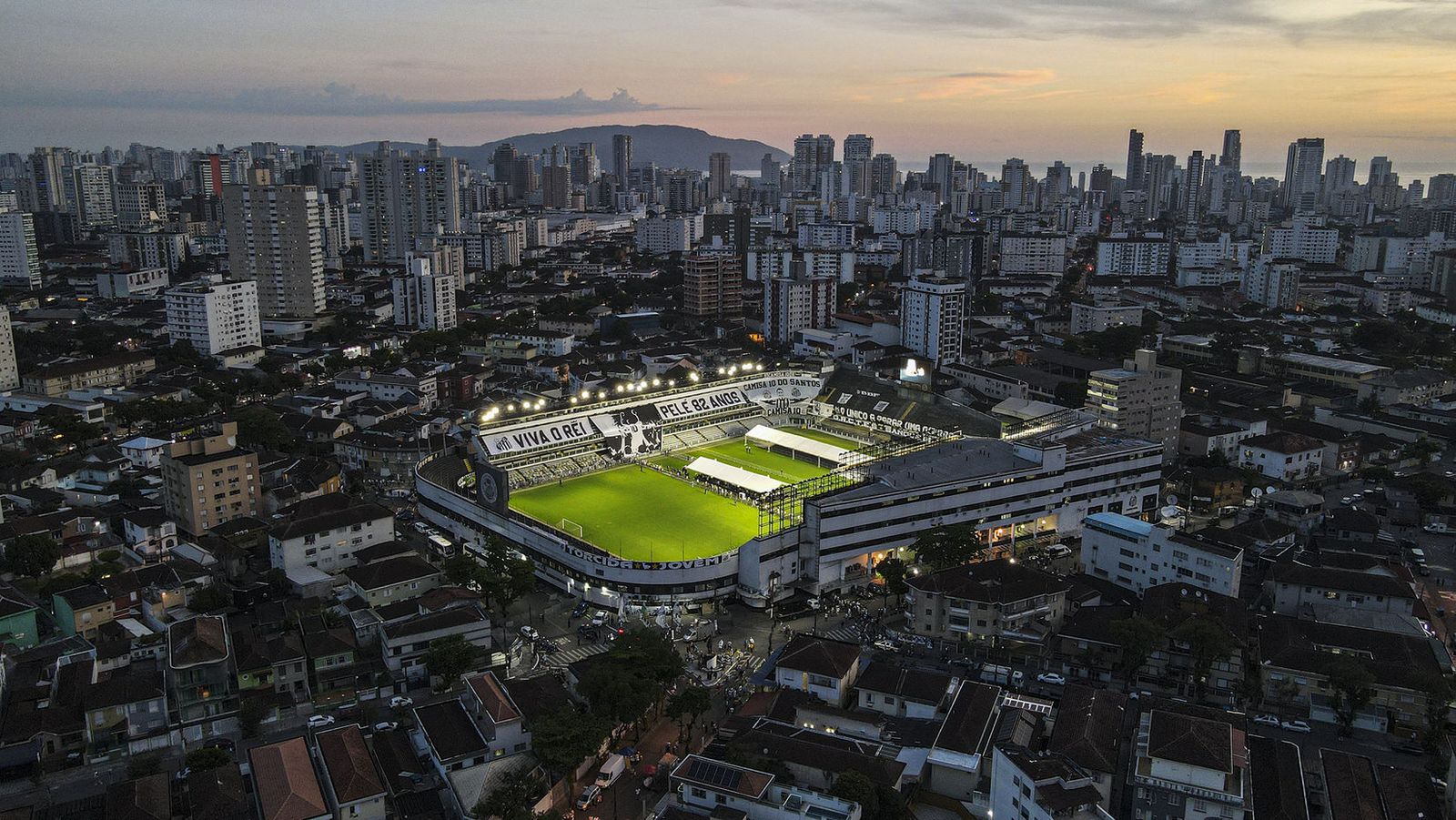 Las fotos del entierro de Pelé