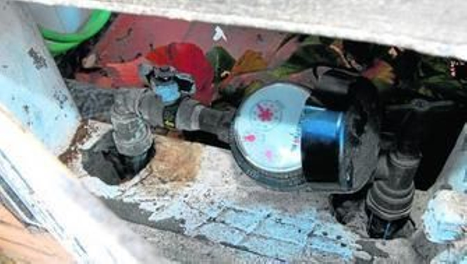 Contador del agua de una vivienda de San Fernando.