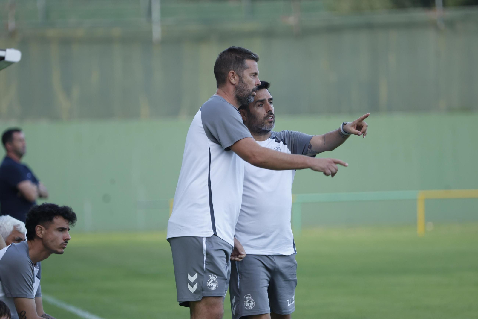 "Las fotos del partido de entrenamiento de la Balona con el Mons Calpe de Gibraltar"