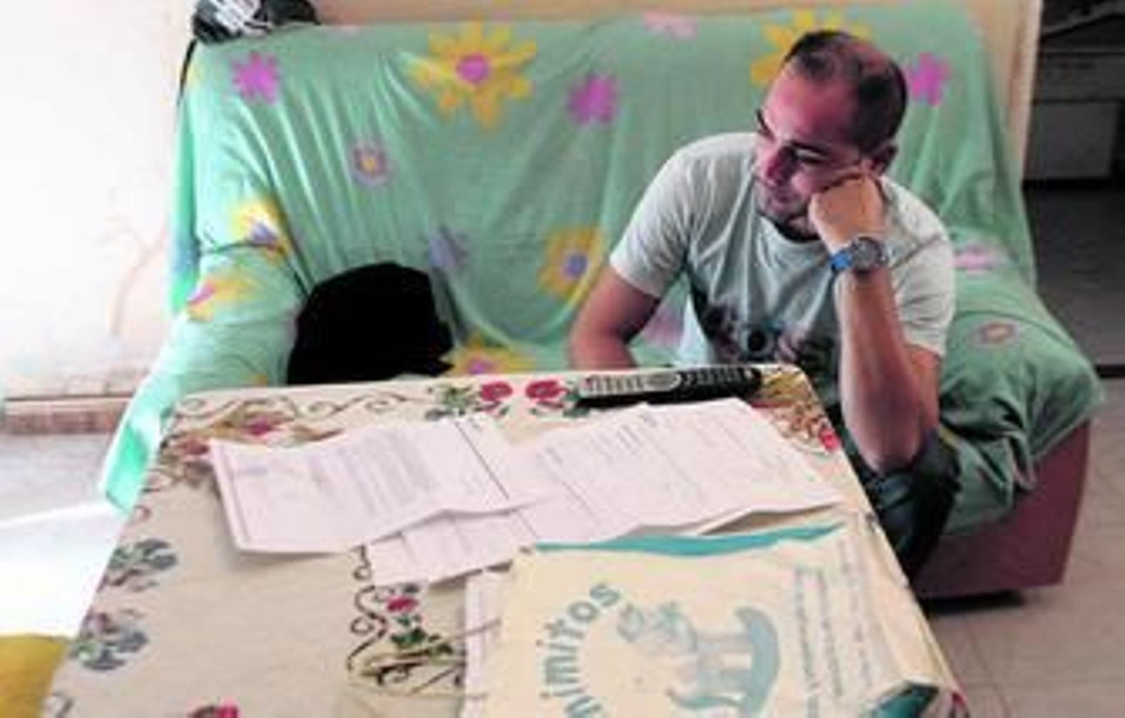 Zoido en su reunión ayer con los delegados de Urbanismo y Familia y con el gerente de Emvisesa.