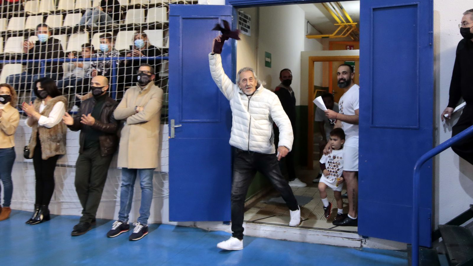 Partido benéfico para los niños damnificados por el volcán de La Palma