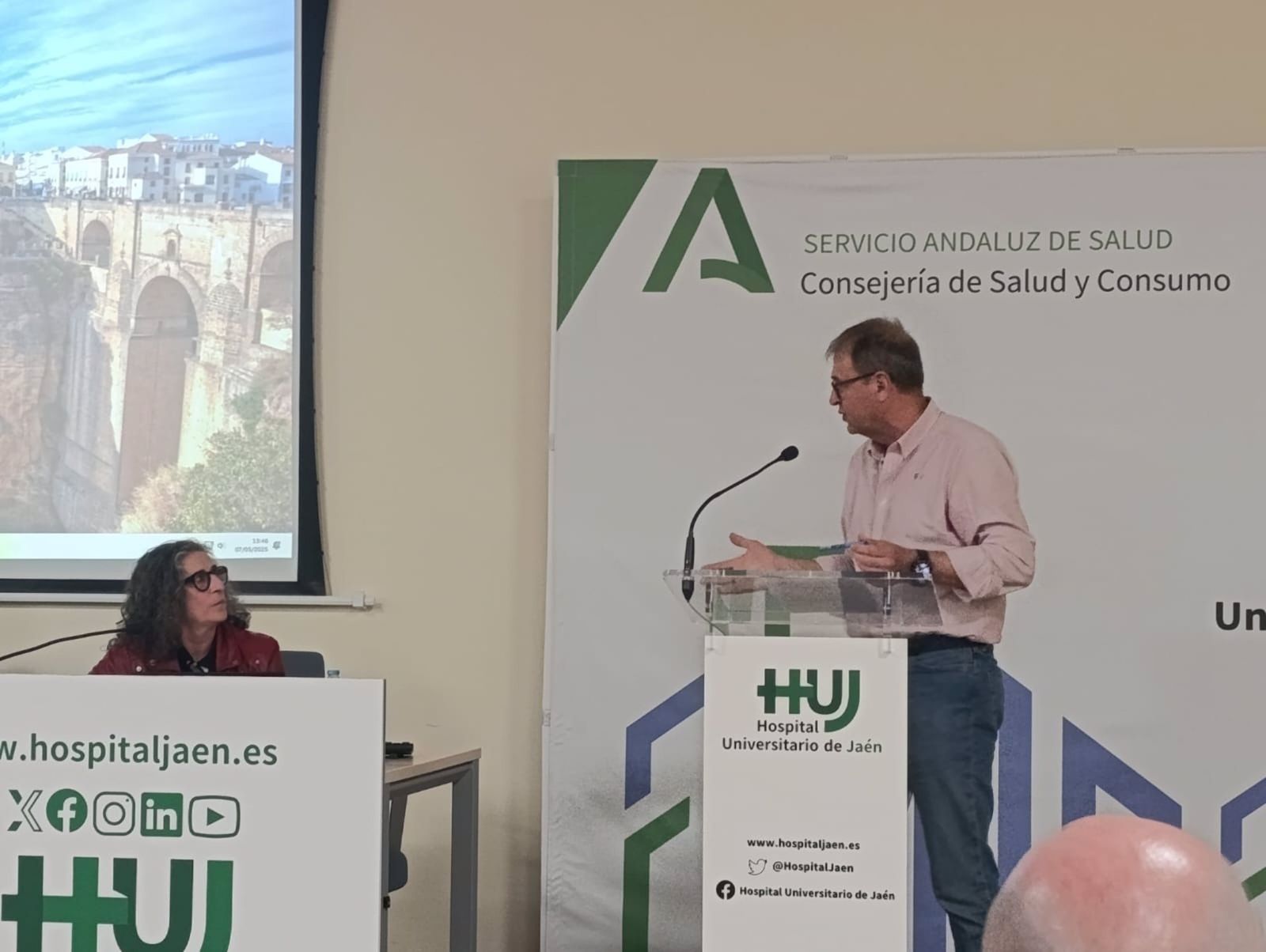 El alcalde, Blas Alves, durante una reunión de trabajo.