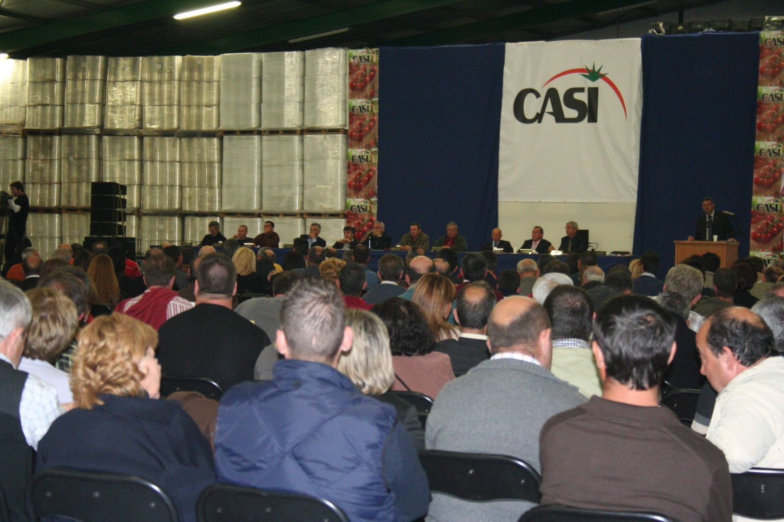 Asamblea en las instalaciones de la CASI.