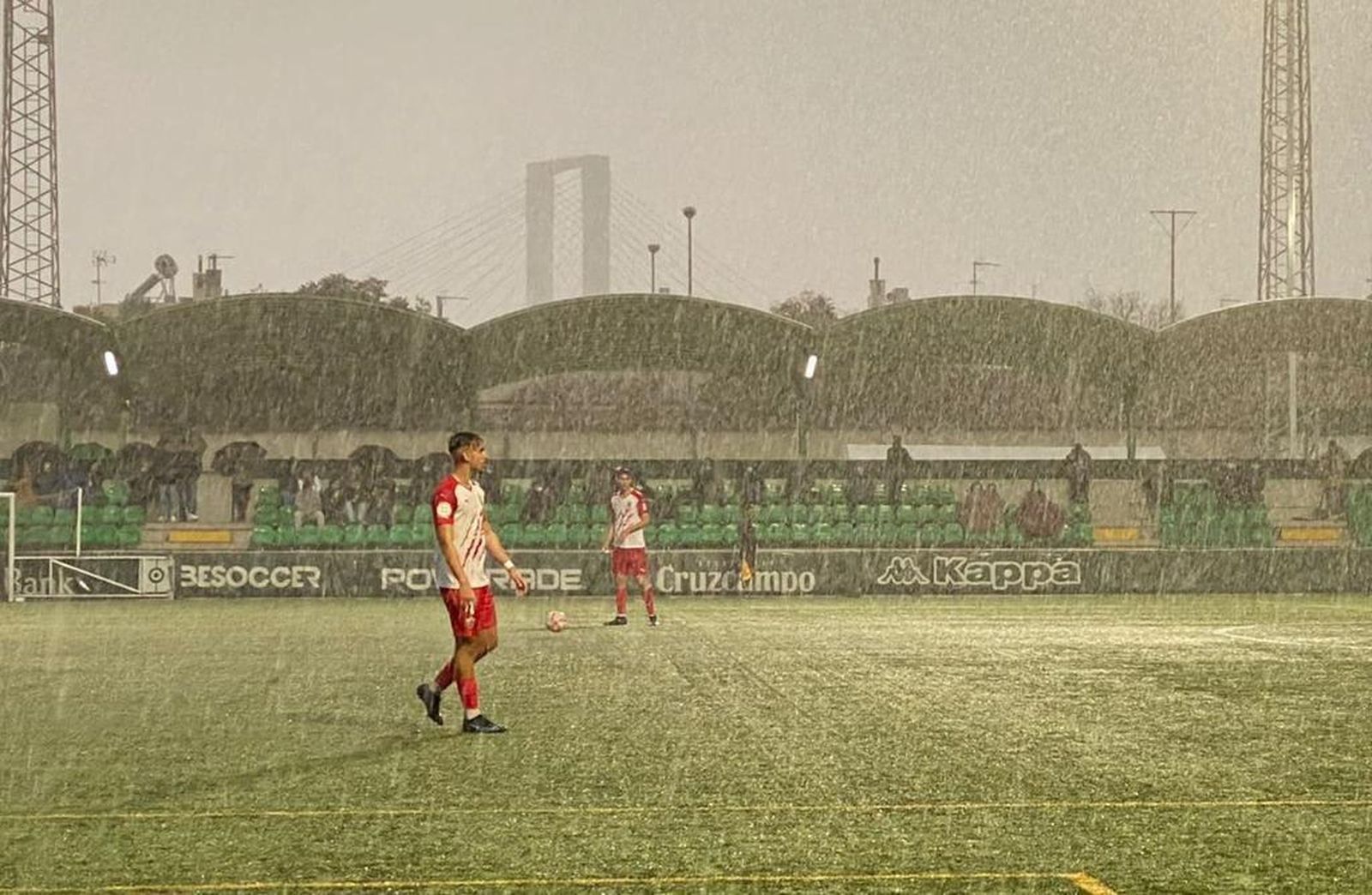 Impresionante tromba de agua en Sevilla.