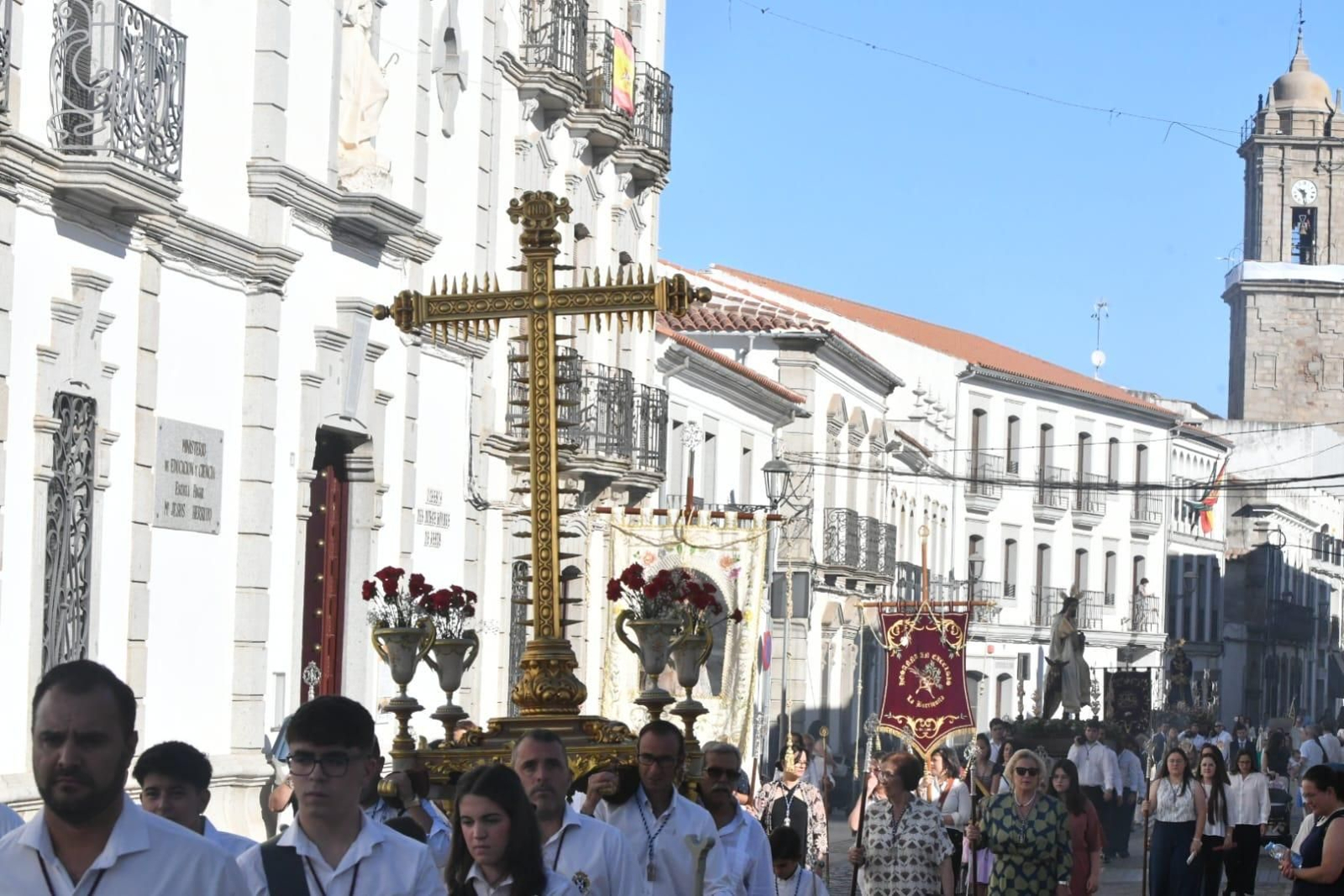 Procesión extraordinaria en Villanueva de Córdoba por la coronación de la Virgen de Luna