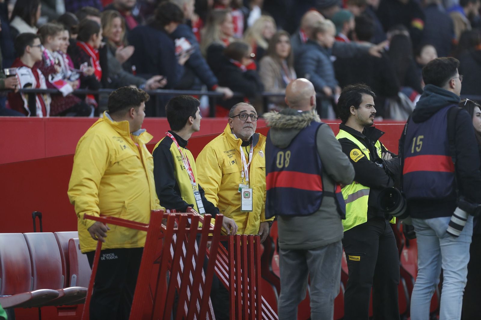 Búscate en las fotos del Sevilla FC - Alavés