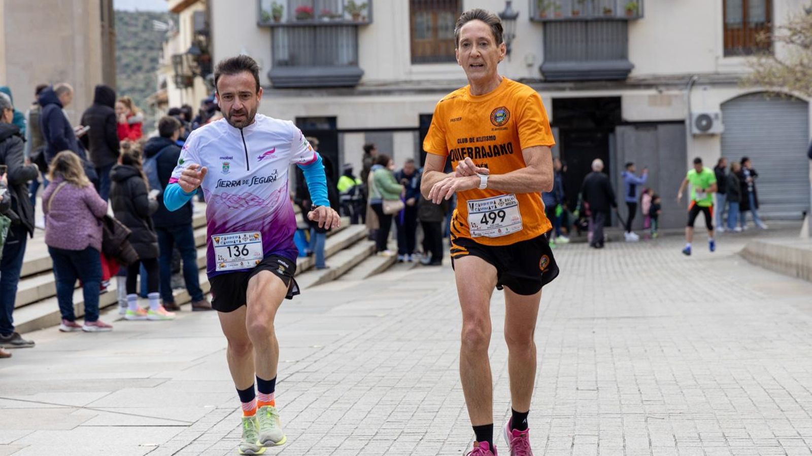 La Carrera y Caminata de la Buena Muerte a beneficio de ALES, en imágenes (1)