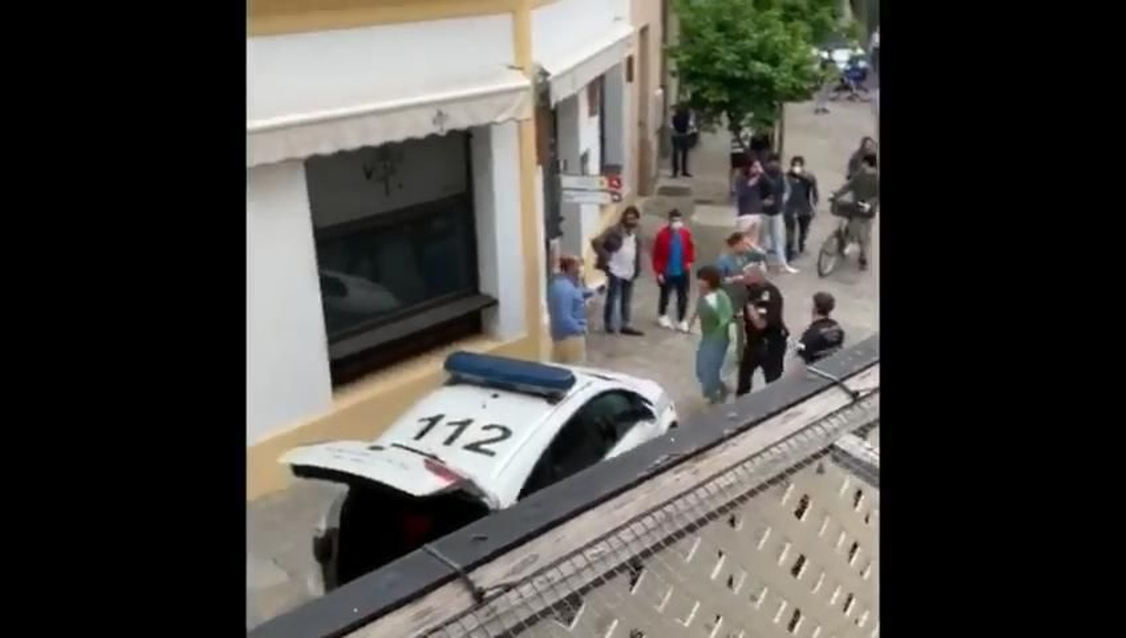 Cierre de un bar del centro por agresión y resistencia a la autoridad policial.