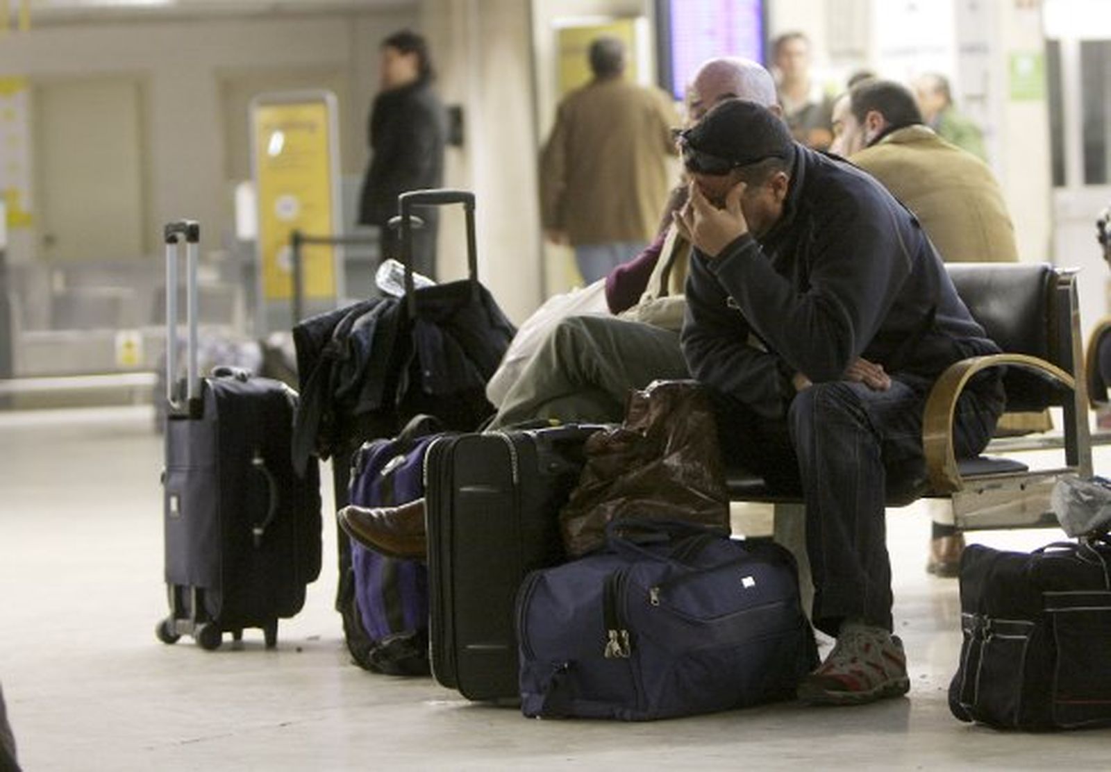 La juez requerirá los datos de los móviles a los controladores implicados en el caos aéreo de 2010