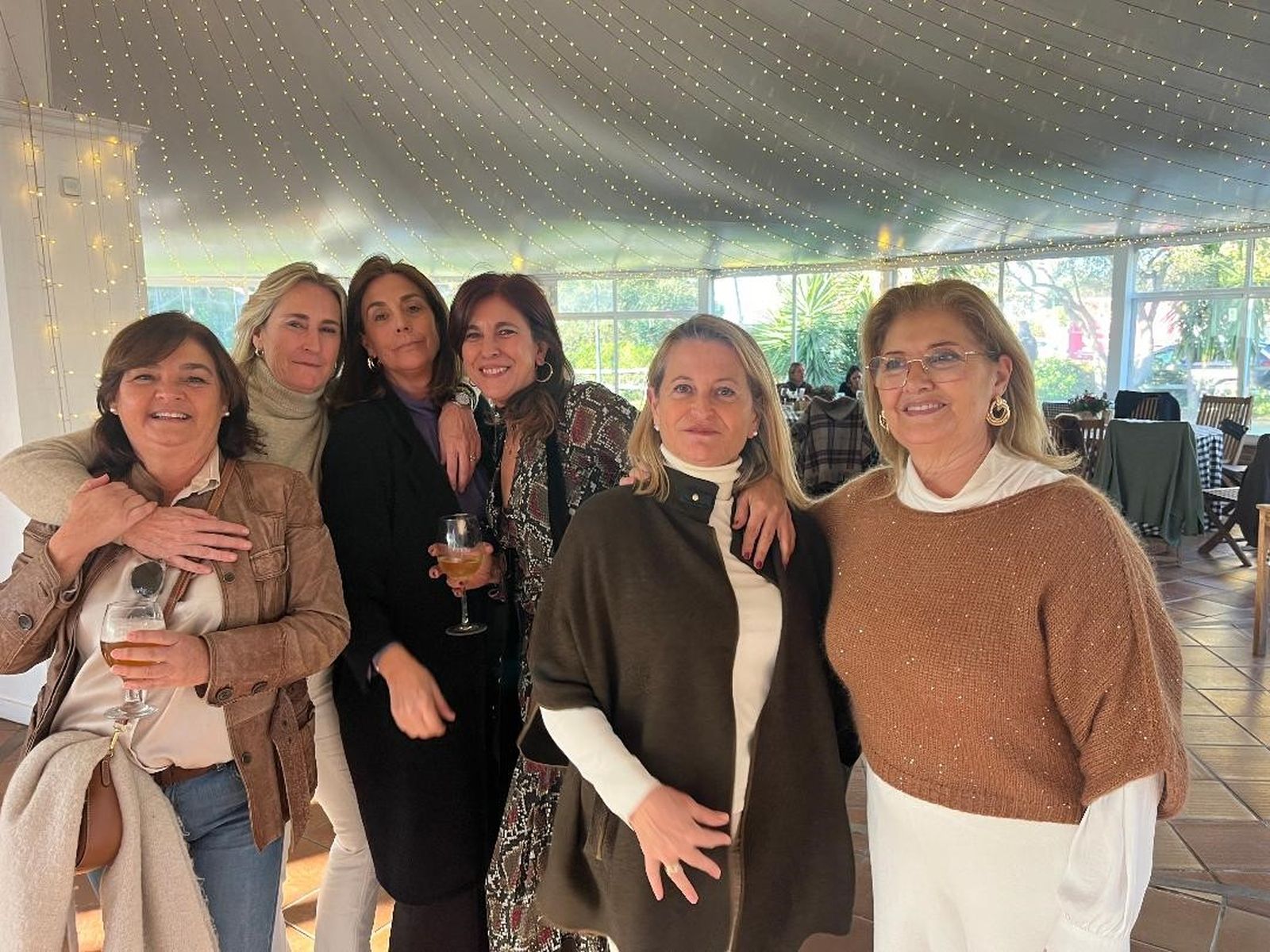 Maribel Viseras,  Begoña Goenechea, Tere y Lourdes Alva,  Inma Sánchez-Ferragut y María José Conejero.