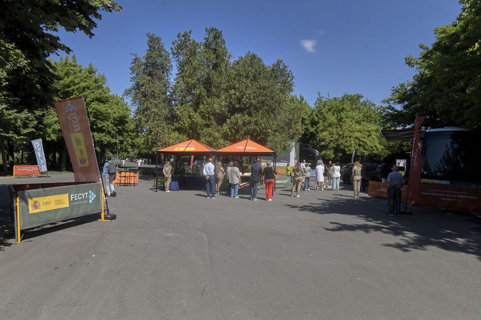 El  'Tour Universitario Cajal, Una Mirada a lo Esencial', en imágenes