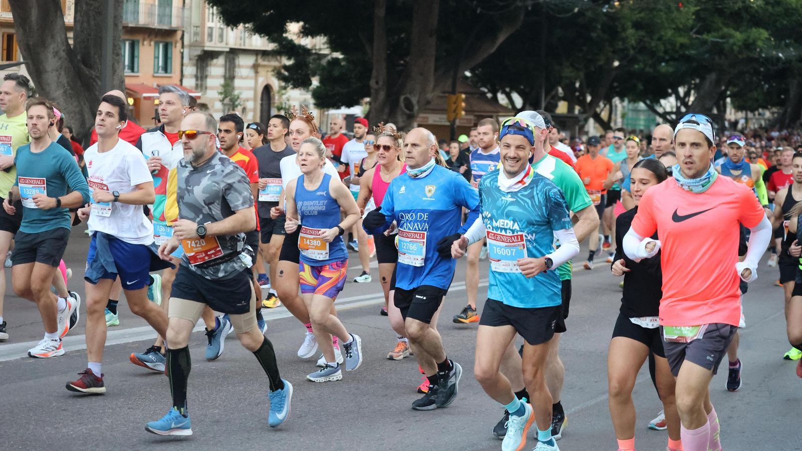 Las mejores fotos de la Maratón de Málaga 2024
