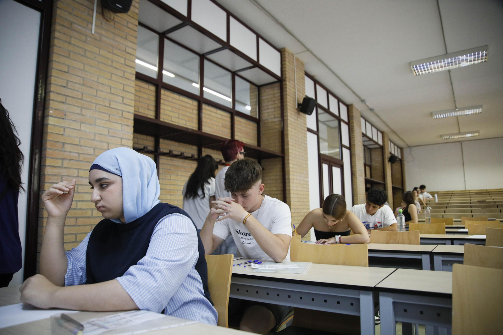 Imágenes de la evaluación para el acceso al sistema universitario (PEvAU)