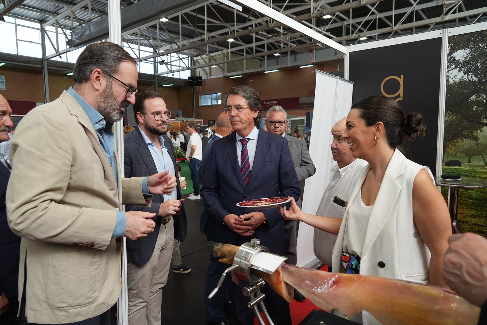 El día grande de la Feria del Jamón de Villanueva de Córdoba, en imágenes