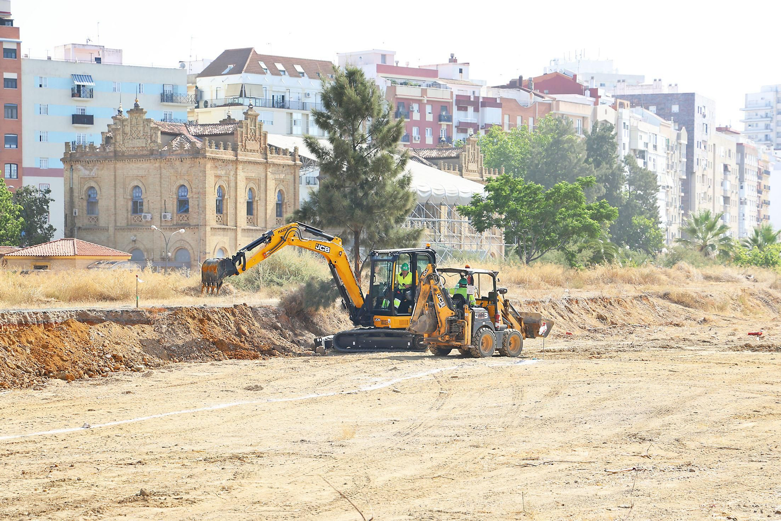 Imágenes del inicio de las obras de urbanización del Ensanche Sur
