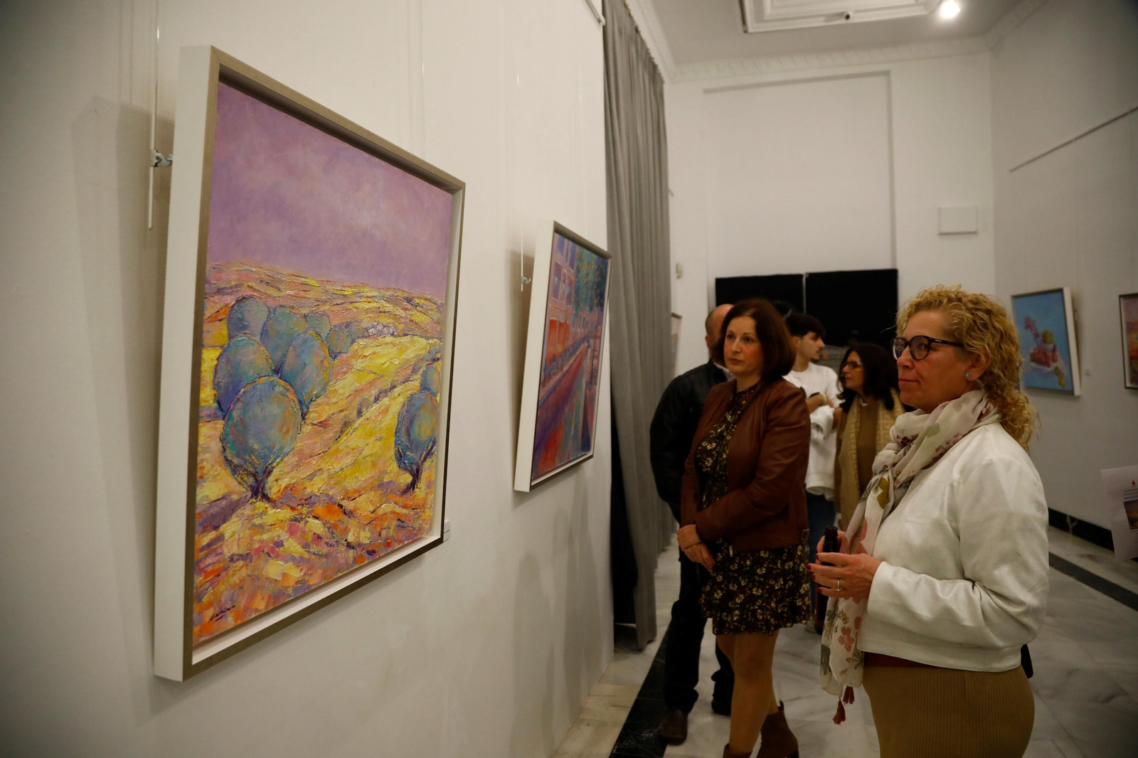 Miguel Cachinero expone su obra en el Real Círculo de la Amistad de Córdoba, en imágenes