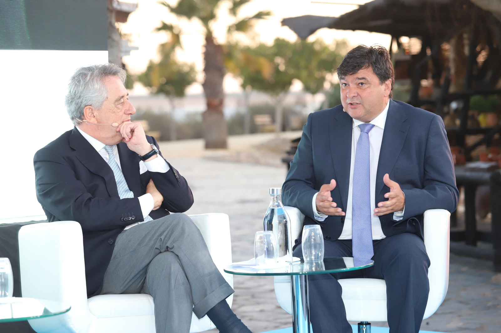 Imágenes de la mesa redonda del X aniversario de la Fundación Atlantic Copper