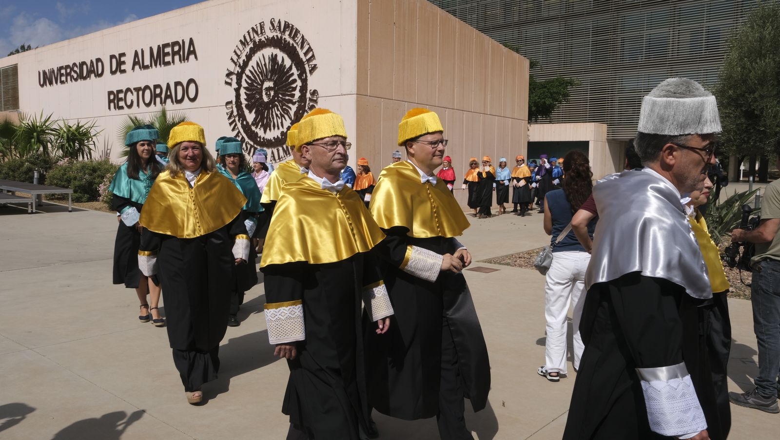El Presidente de la Junta Juanma Moreno, inaugura el curso universitario andaluz en Almería