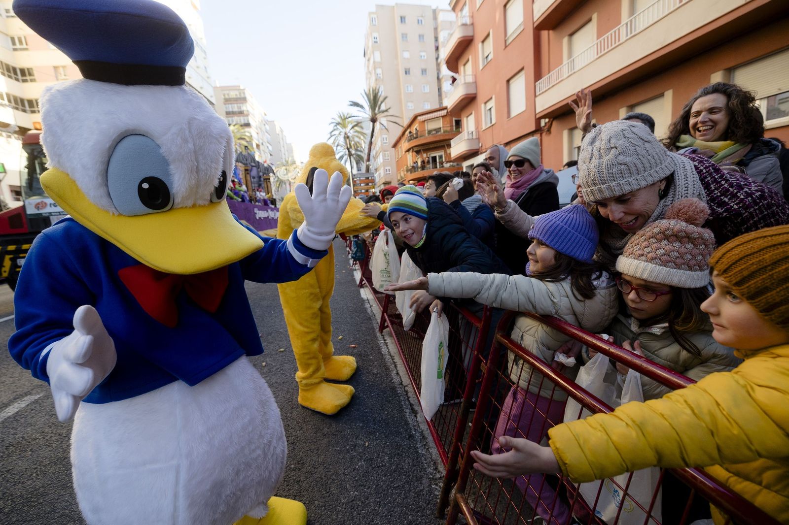 Las imágenes de la cabalgata de SS.MM. los Reyes Magos en Cádiz
