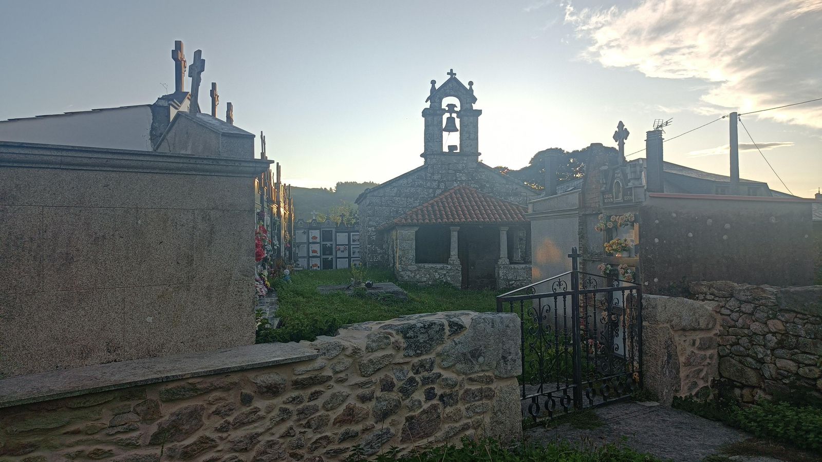 Iglesia de San Salvador de Merlán
