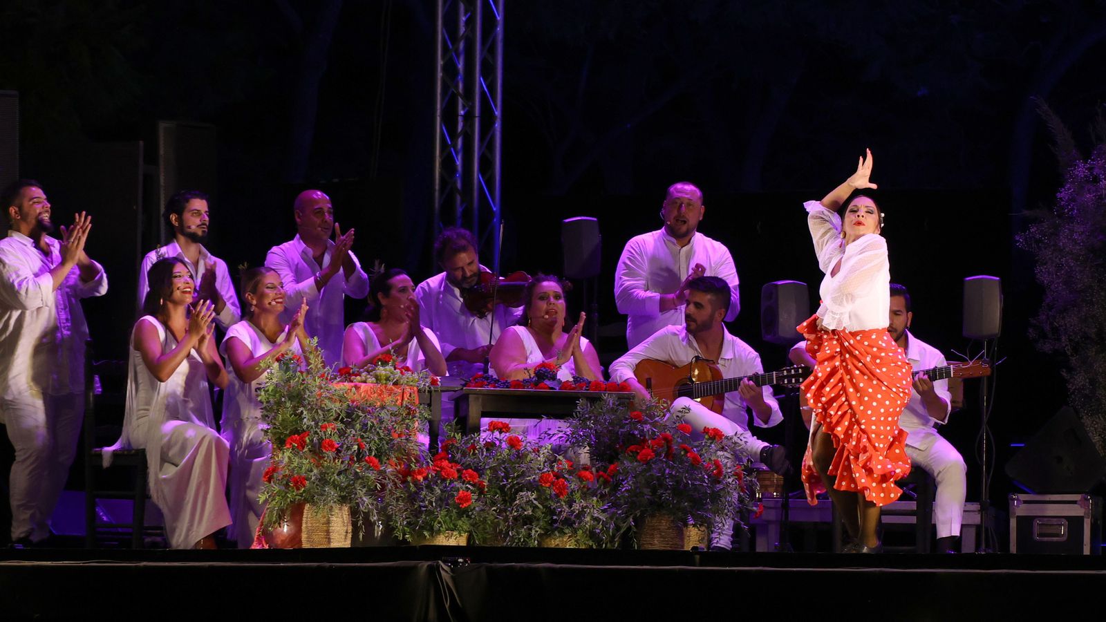 Fiesta de la Bulería Joven con Fernando Jiménez en 'Santiago, Alfa y Compás'