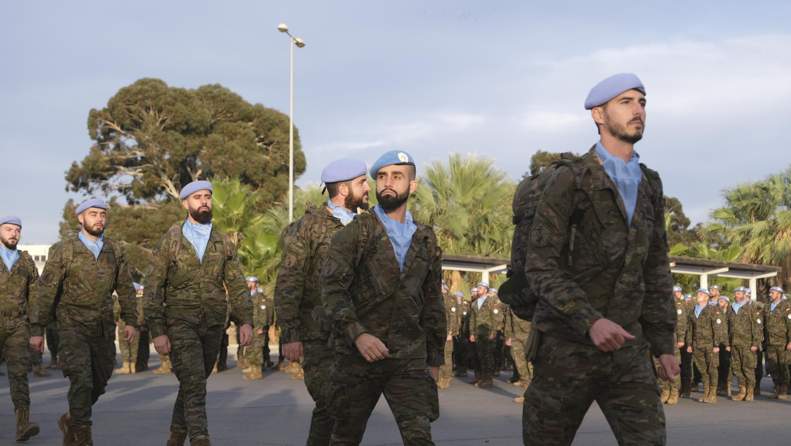 Imágenes de la salida del segundo contingente de La Legión con destino el Líbano