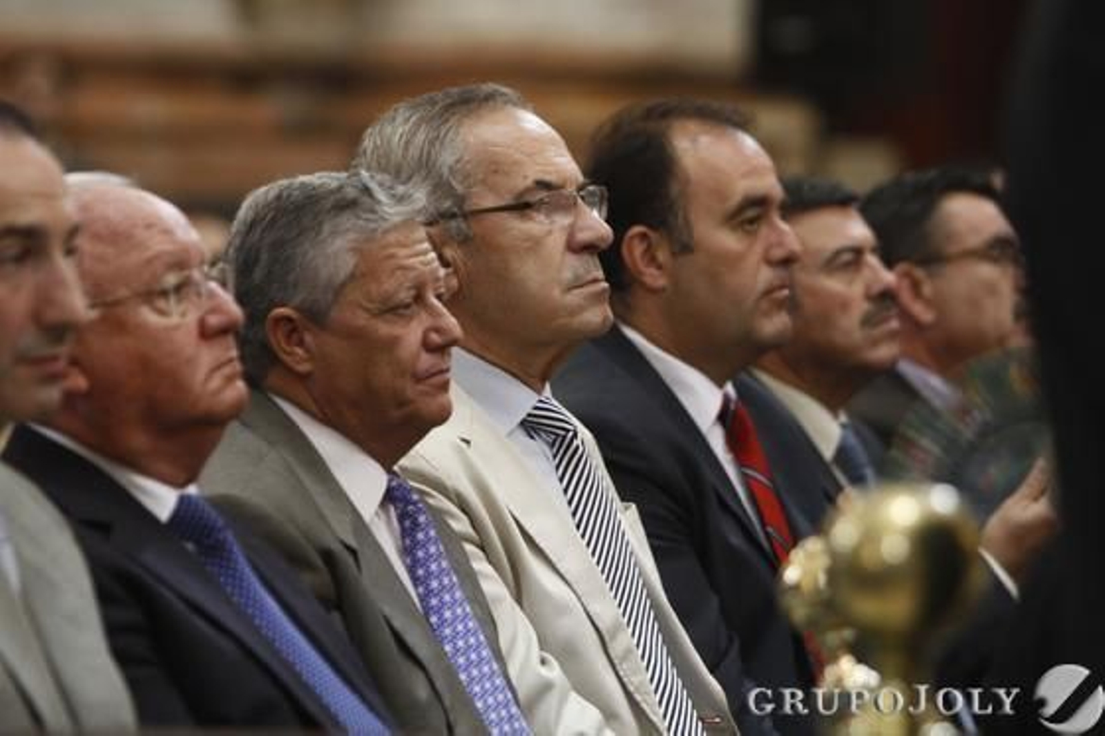 Imágenes de la toma de posesión del nuevo obispo de Cádiz y Ceuta, Rafael Zornoza Boy, en la Catedral de Cádiz.

Foto: Lourdes de Vicente - Joaquin Pino