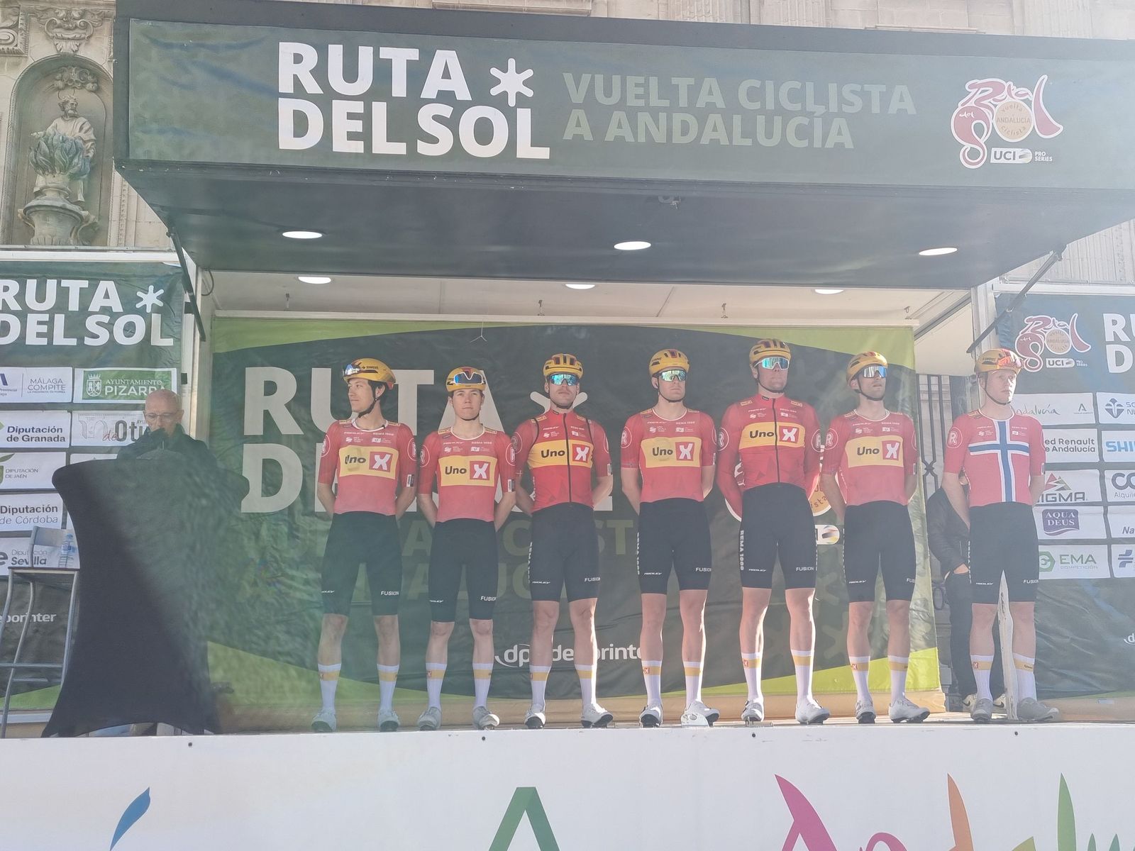En imágenes: Jaén, espectacular escenario de la tercera etapa de la Vuelta a Andalucía - Ruta del Sol