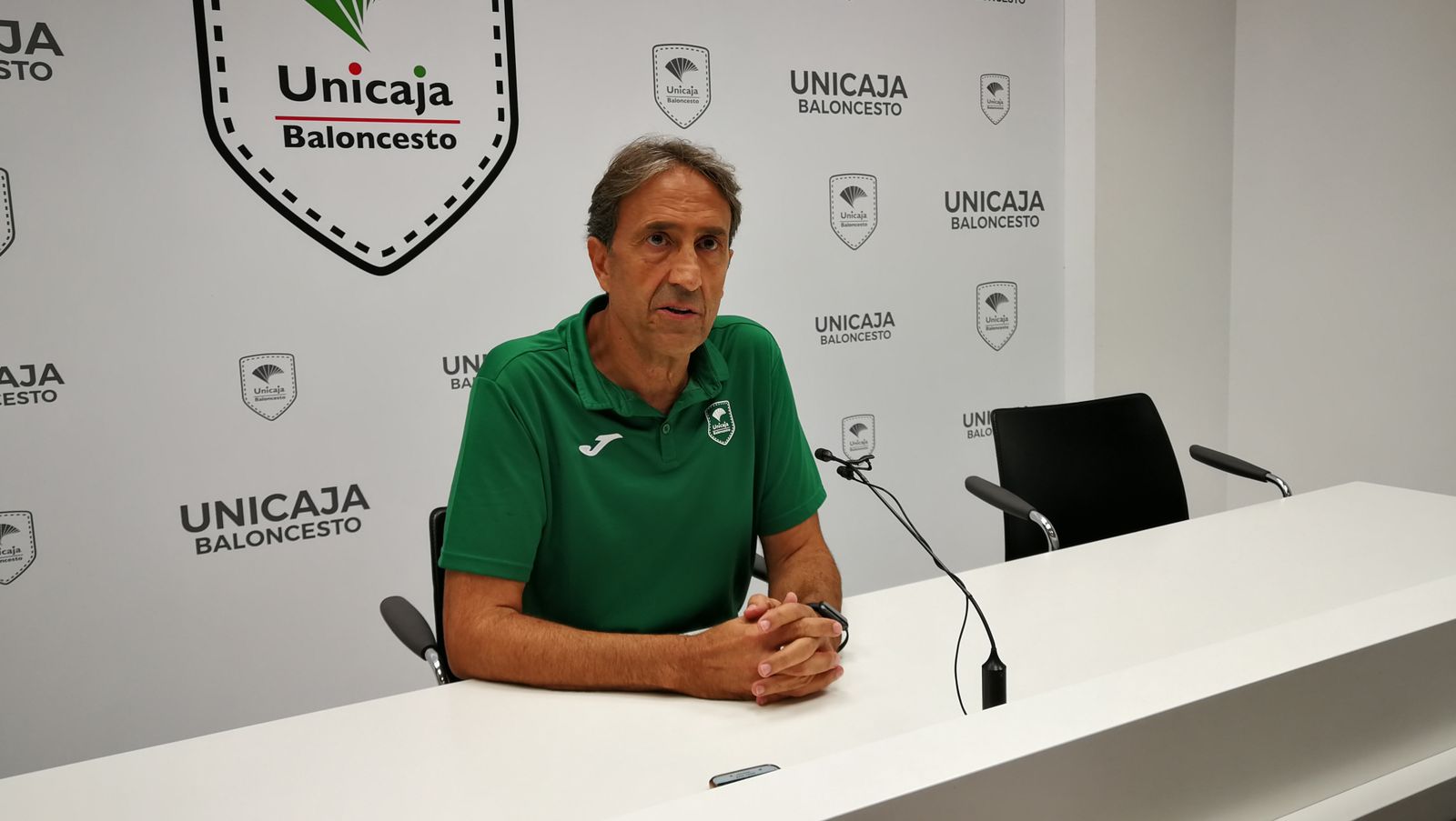 Casimiro, antes de iniciar la rueda de prensa.